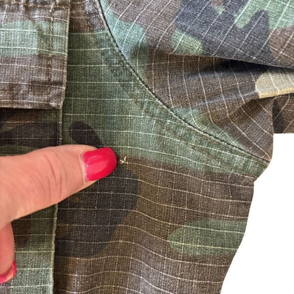 Paparazzi Camo Floral Embroidered Button-Up Jacket Tie Waist Large - Picture 13 of 14